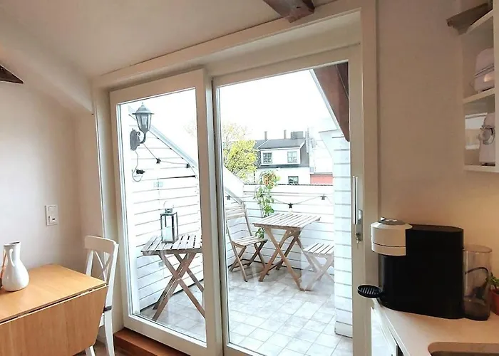 Oslo, Flott Solrik Toppleilighet Med Terrasse